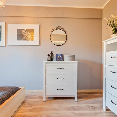 E-Apartamenty Koscielna 30 Poznan Bagian luar foto