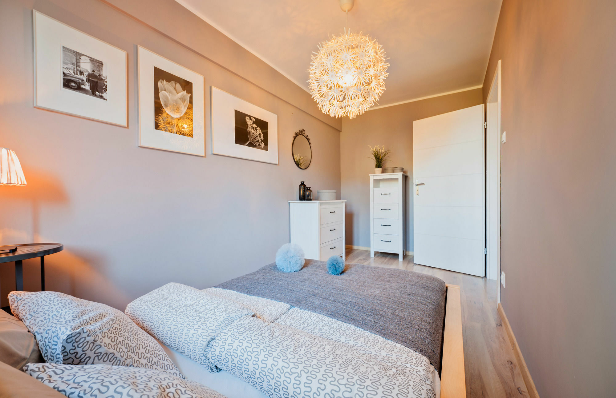 E-Apartamenty Koscielna 30 Poznan Bagian luar foto